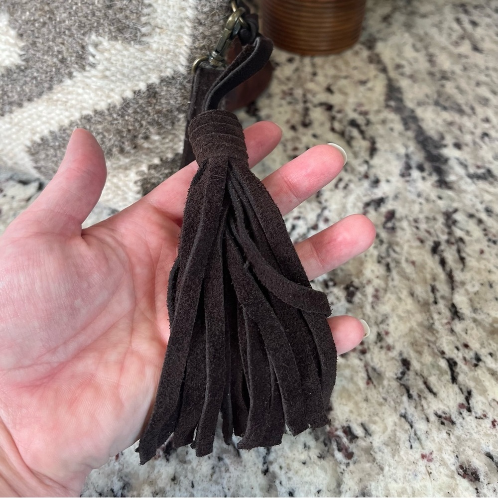Woven Gray & Cream Crossbody Bag with Tassel - Picture 2 of 12